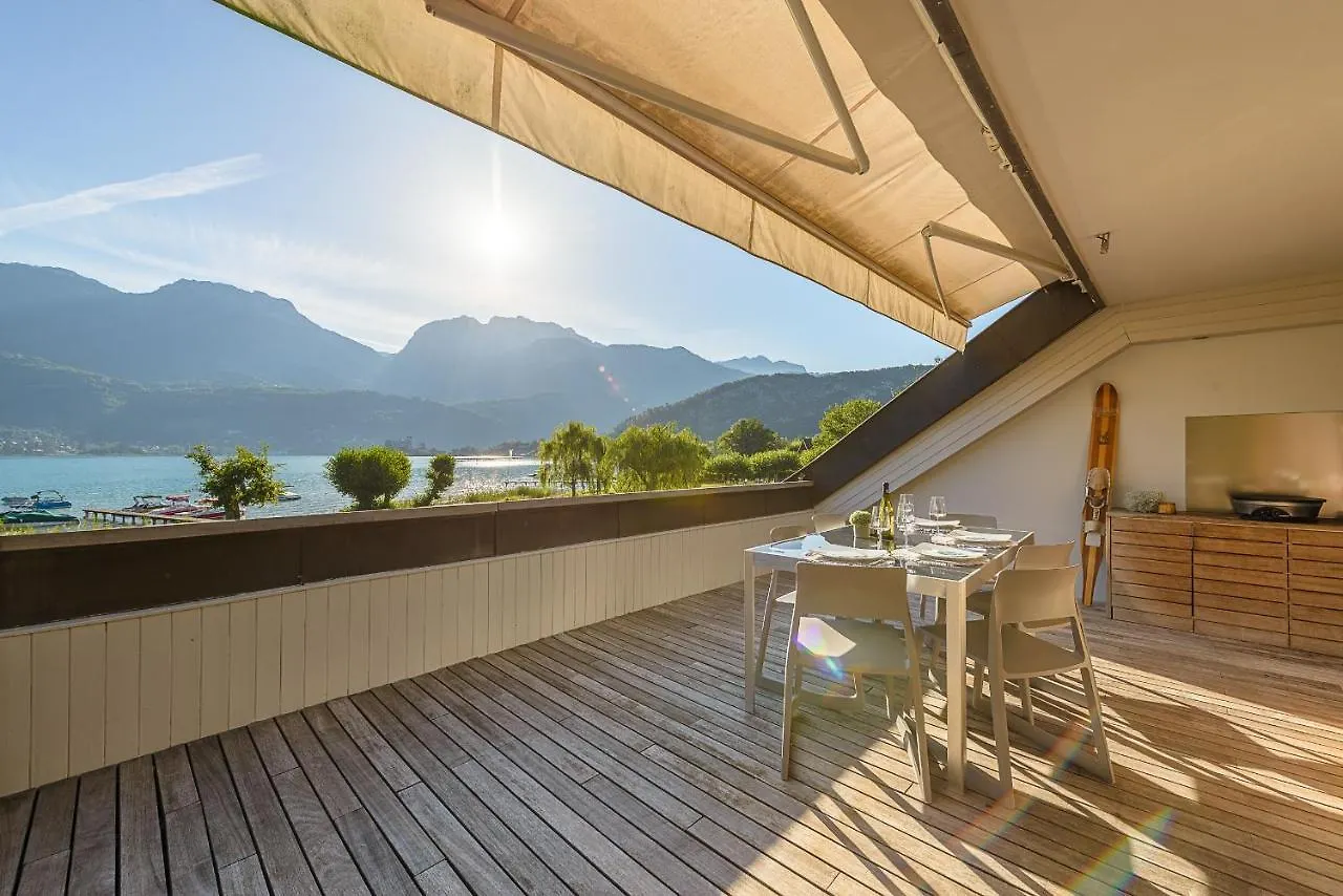 Loft Evasion, Private Beach And Pontoon-Terrasse Xxl- Lla Selections By Location Lac Annecy Duingt Fransa
